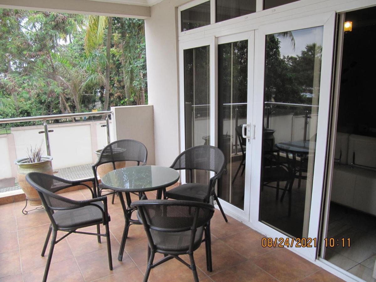 Bertha'S Court D-Plus Apartments Dzorwulu Exterior photo
